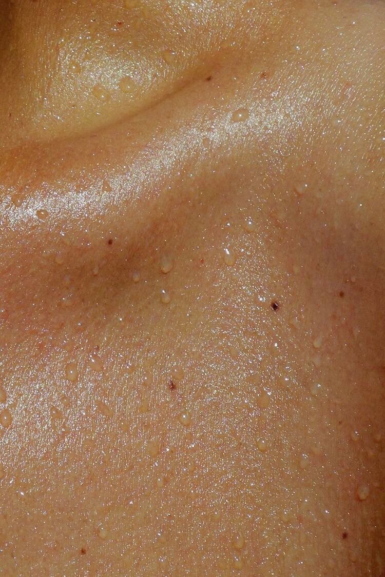 Por que o mesmo perfume pode parecer diferente em cada pele